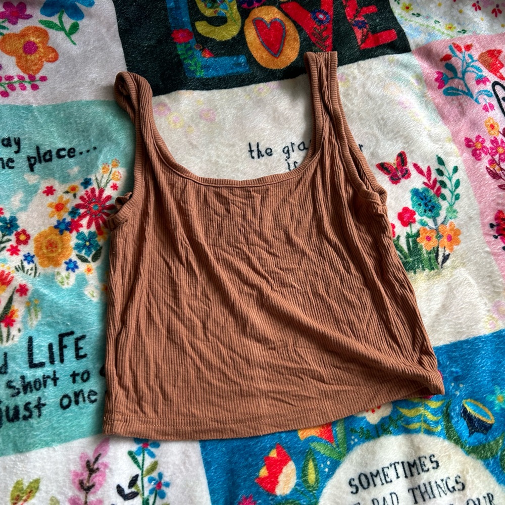 Brown tank